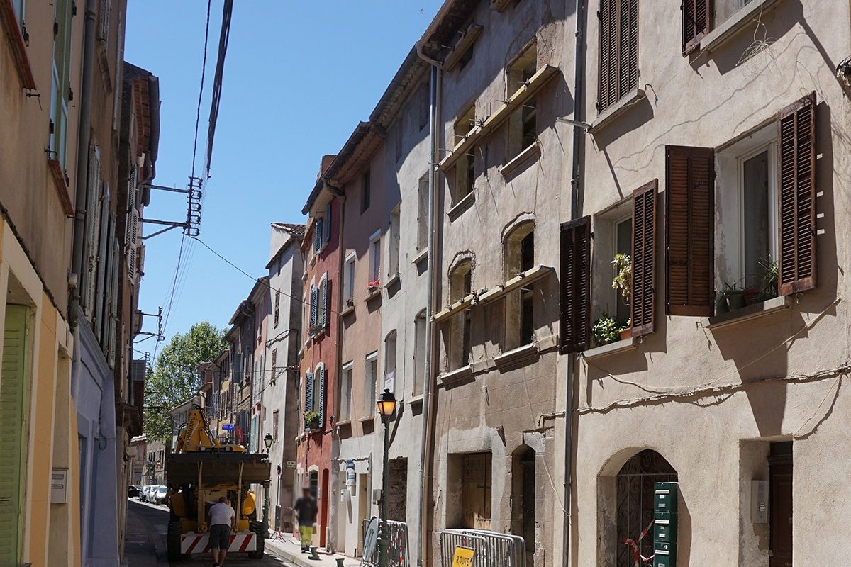 [Péril levé] La Grande rue rouverte