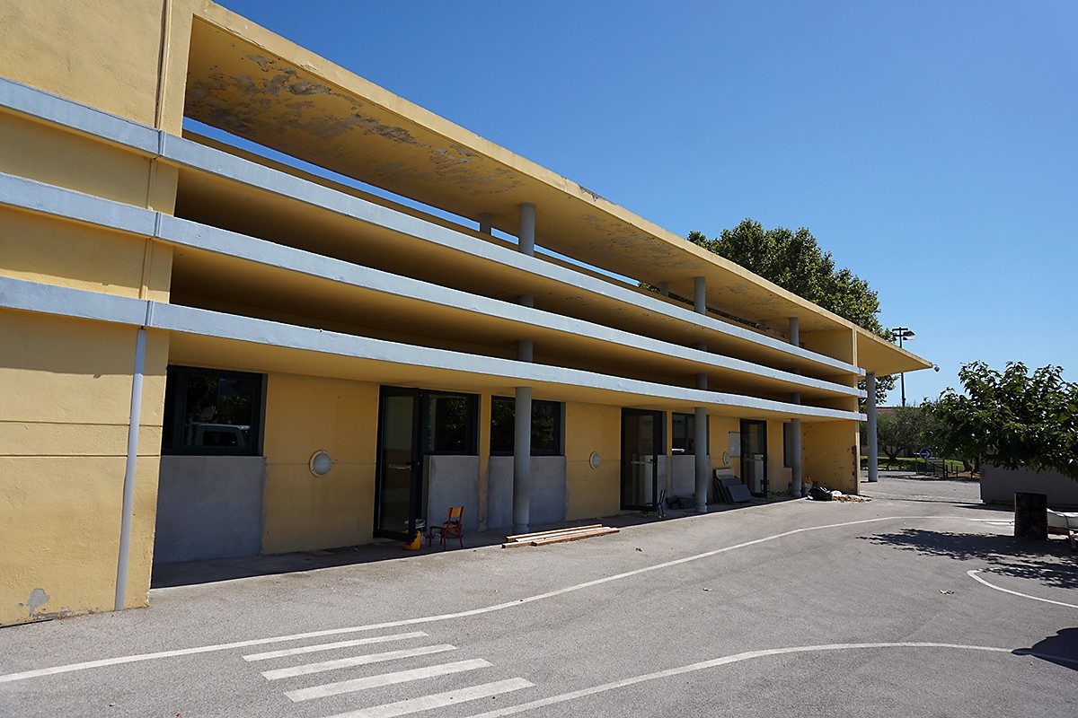 [Photos] École A. Daudet :  Modification de la façade de trois classes