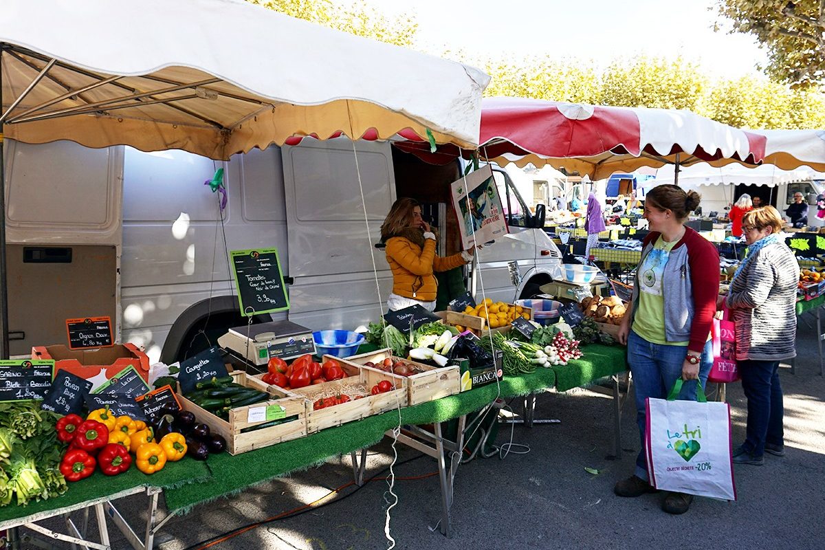 Marché zéro déchet à Pignans