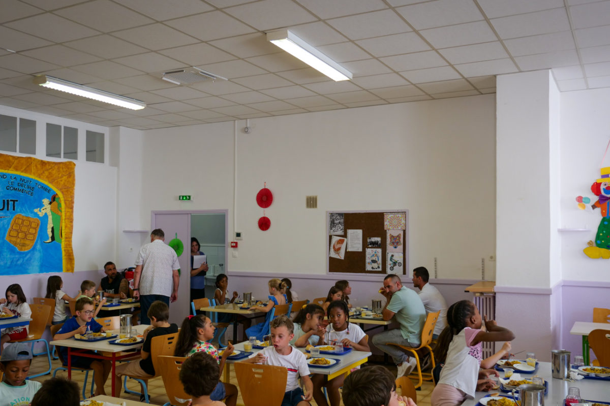 [Photos] Fête des pères 2024 – Repas dans les écoles