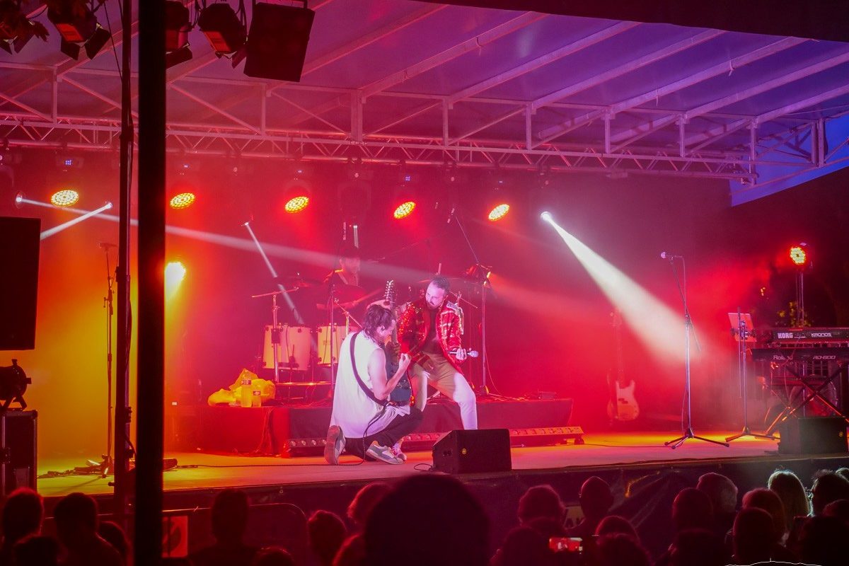 📷 Concert MagiQueen – Un bel été à Pignans 2024
